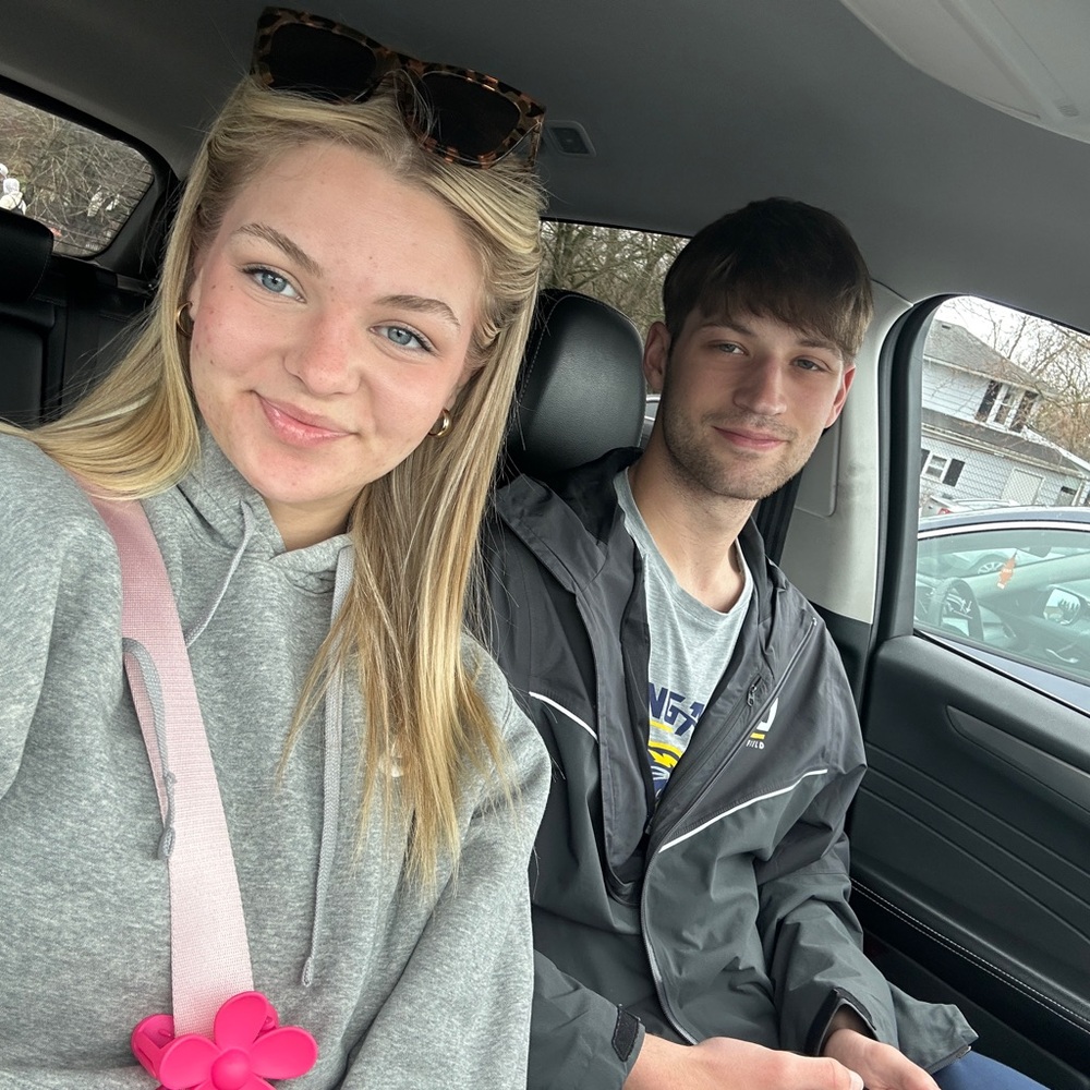 Meet your Posher, Anna